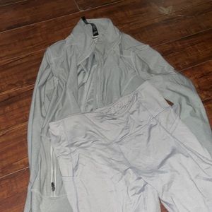 Grey workout outfit